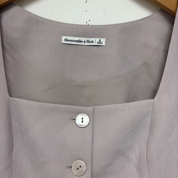 Abercrombie & Fitch Mara Tailored Vest - Picture 4 of 12